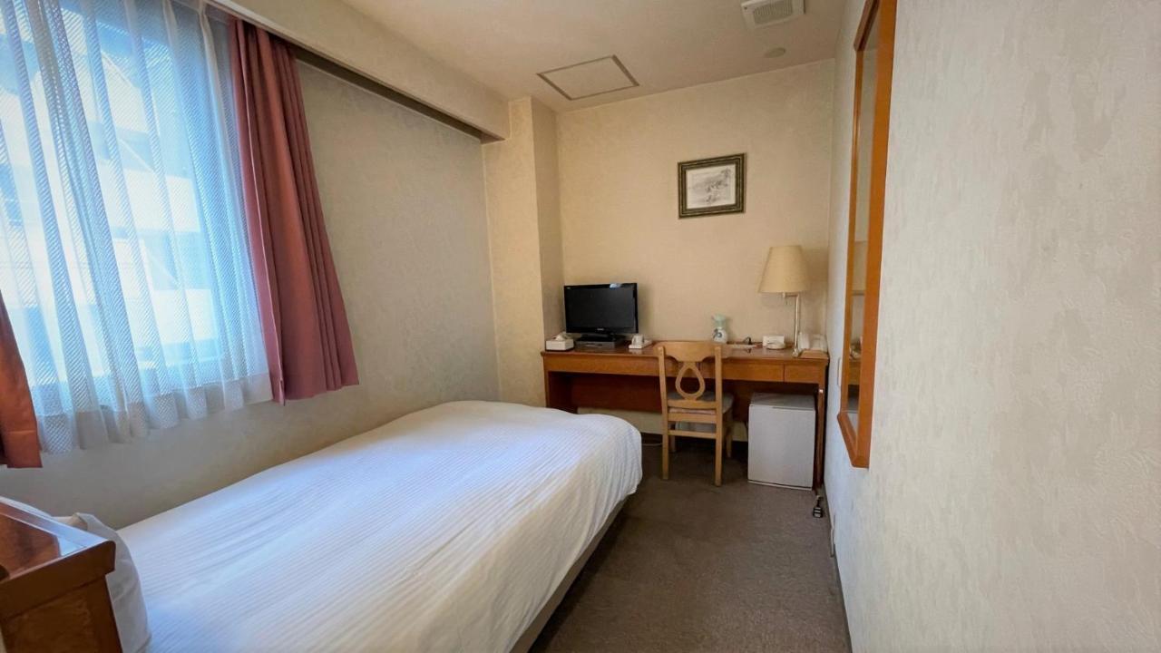 Ueno Terminal Hotel Токио Екстериор снимка