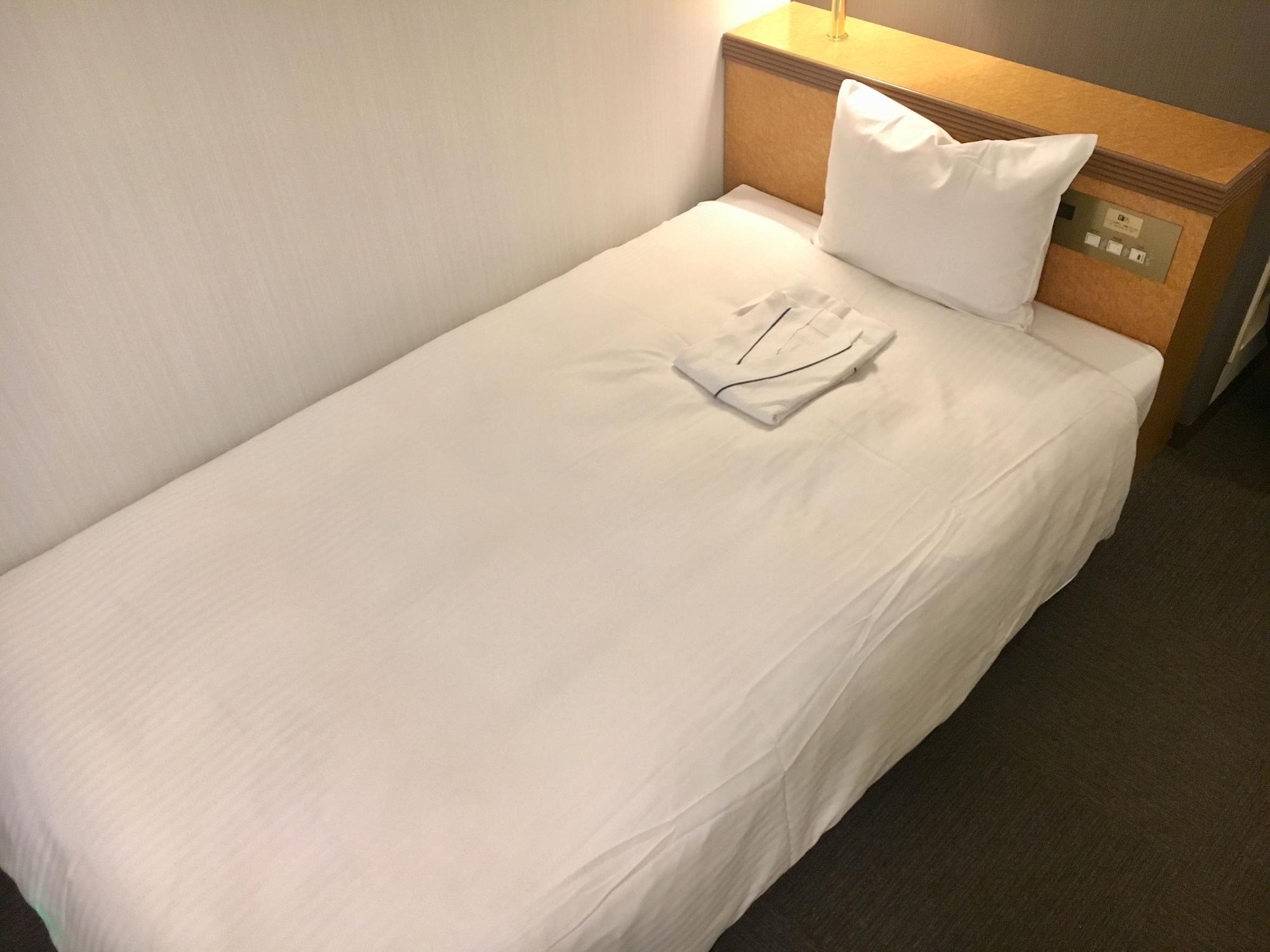 Ueno Terminal Hotel Токио Екстериор снимка