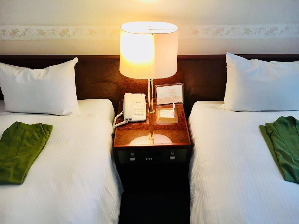 Ueno Terminal Hotel Токио Екстериор снимка