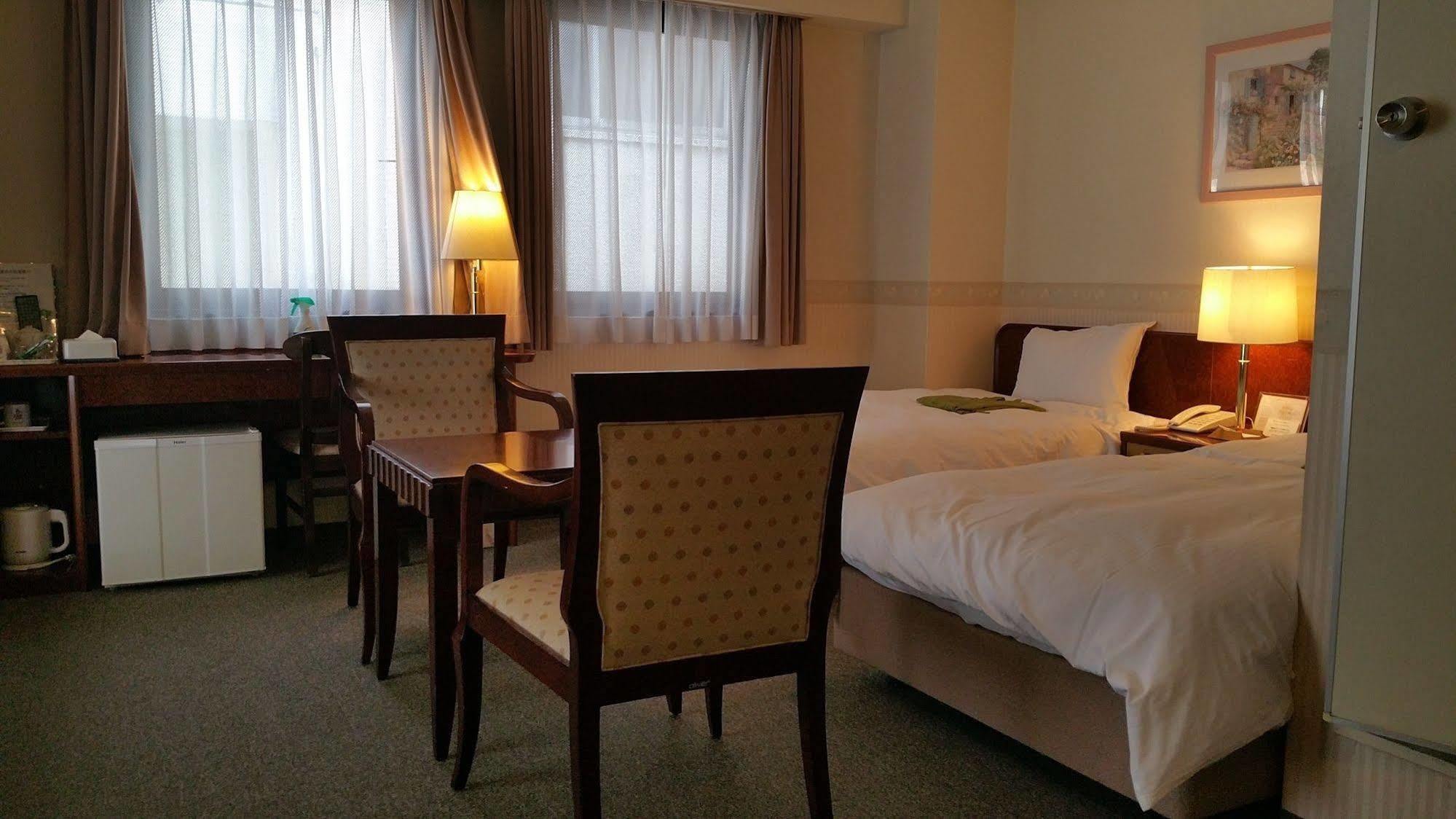 Ueno Terminal Hotel Токио Екстериор снимка