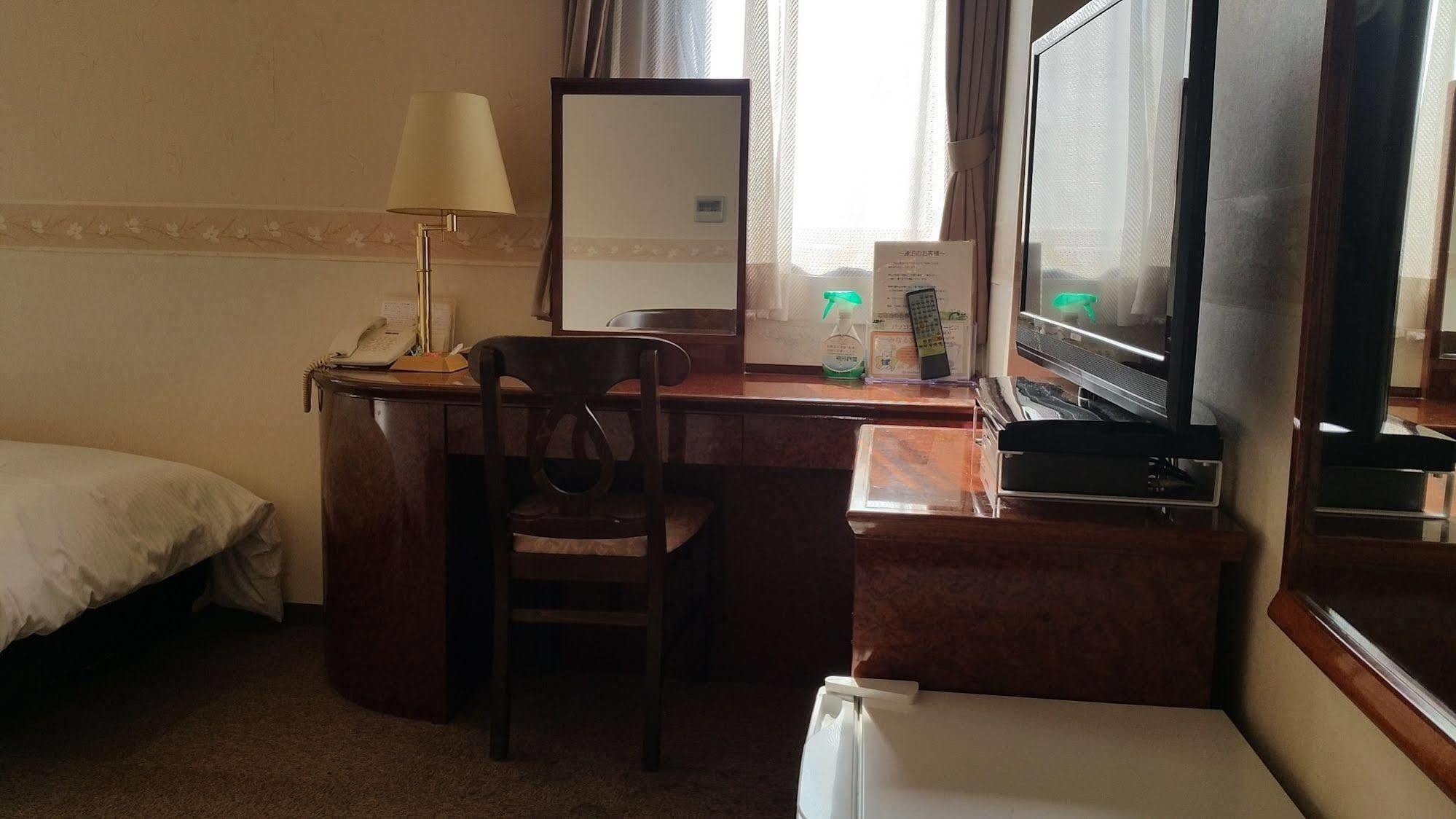 Ueno Terminal Hotel Токио Екстериор снимка