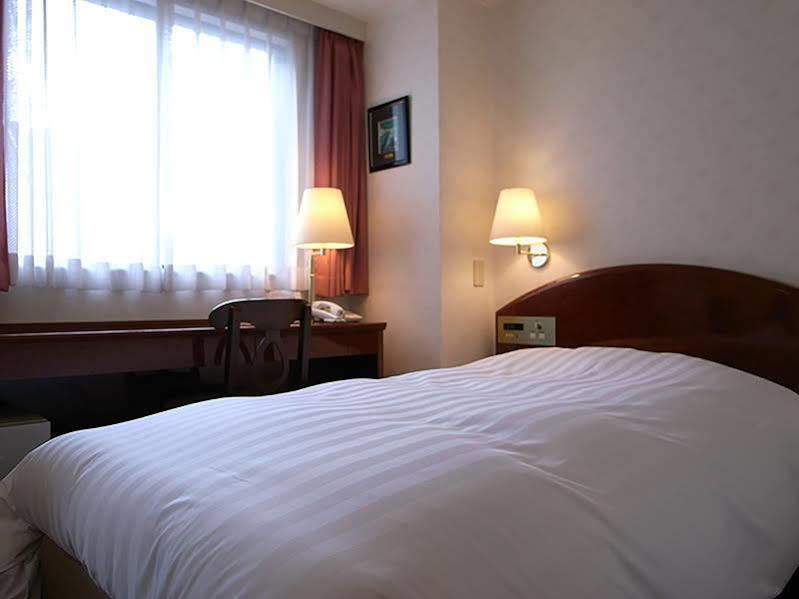 Ueno Terminal Hotel Токио Екстериор снимка